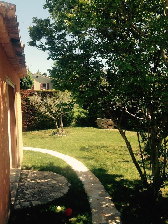 Bed and Breakfast Chez Calou Mane  Exterior foto